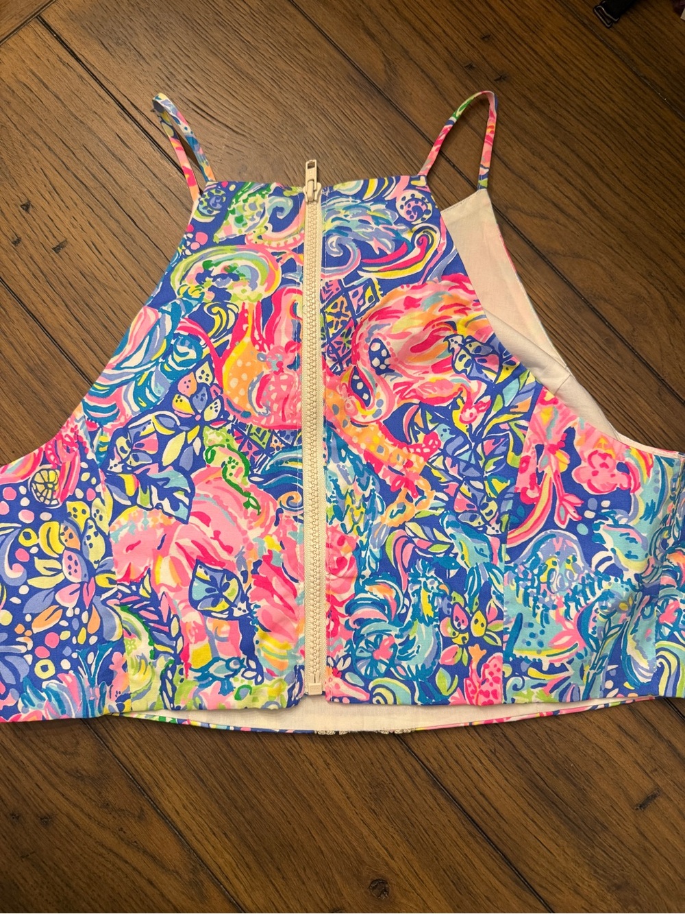 Lilly Pulitzer Navia Top “Pop Up Back Together Again" patchwork print - Picture 2 of 5
